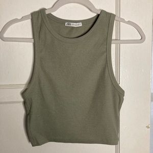 Zara Cropped Ribbed Tank 💚